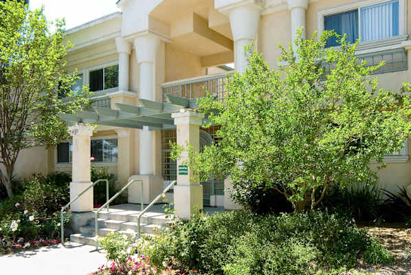 Villa Royale Apartments property